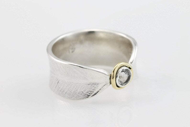 Stone Set Bodhi Leaf Ring