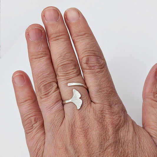 Adjustable Ginkgo Leaf Ring – Handcrafted Sterling Silver